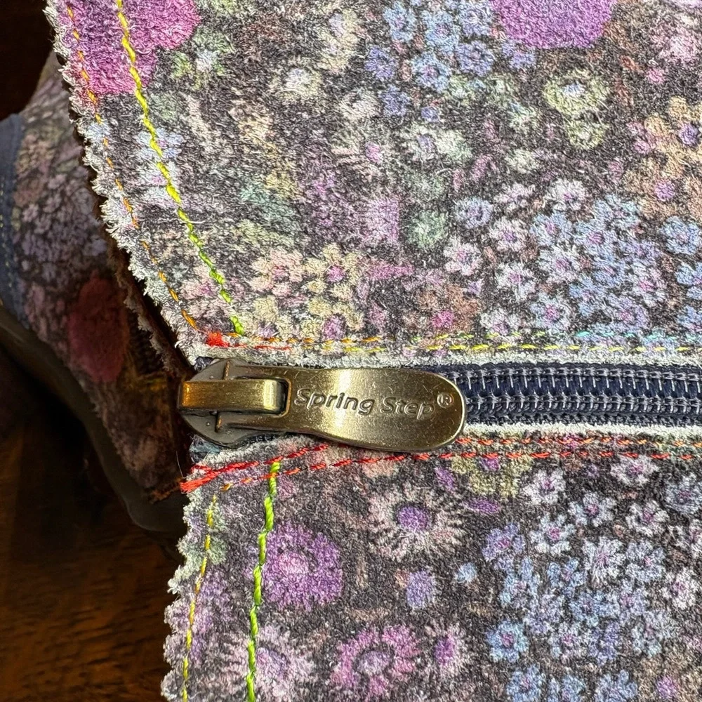 L'Artiste by Spring Step Simonetta Grey/Navy Floral Suede Boots Sz 42 / 10.5-11 - Picture 9 of 10